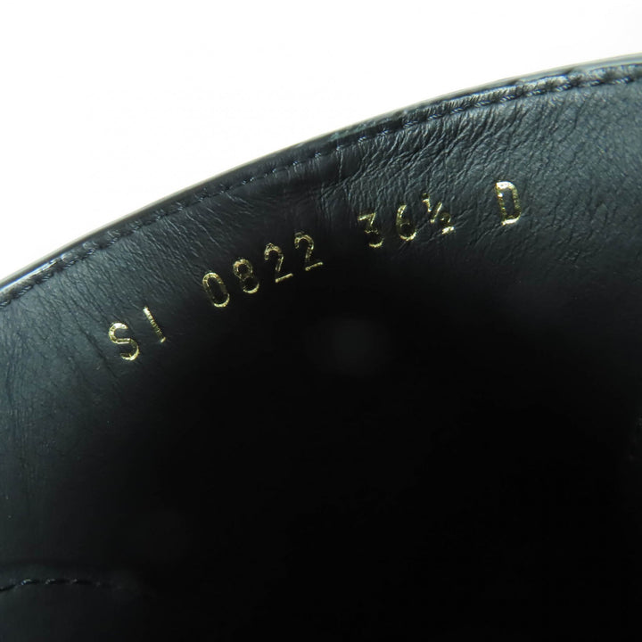 クリスチャン・ディオールのショートブーツ「DIOR EMPREINTE」レザーとCDメタルの素晴らしい組み合わせ 36.5