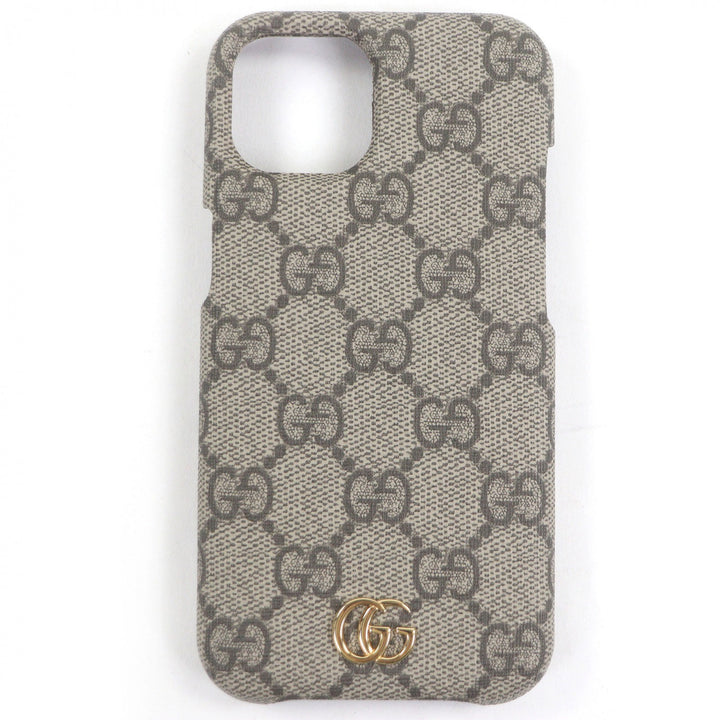 精美 GUCCI iPhone 手机壳，GG Supreme GG Logo 金色金属款，适用于 iPhone 15，米色