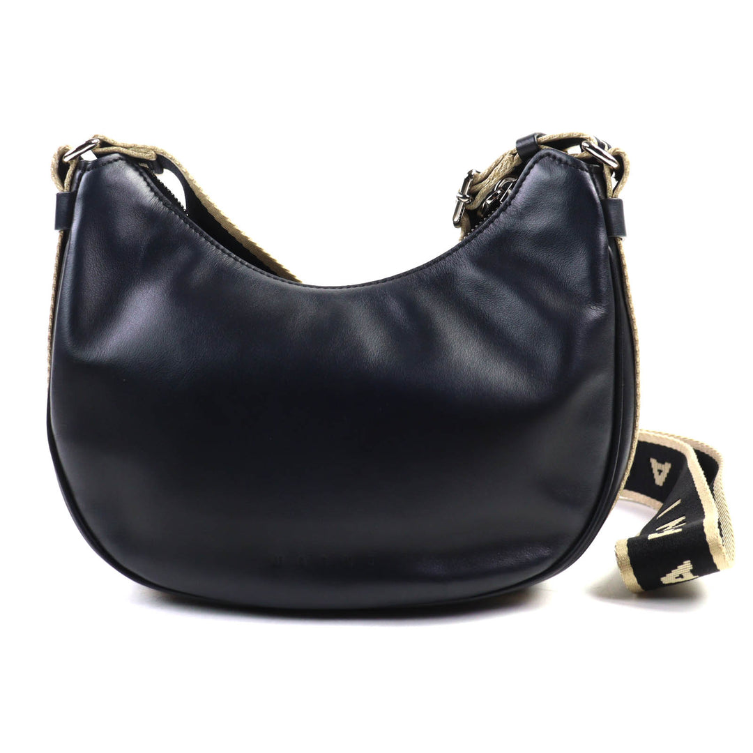 素晴らしい MARNI ショルダーバッグ ブラックレザー レディース SBMP0128U0