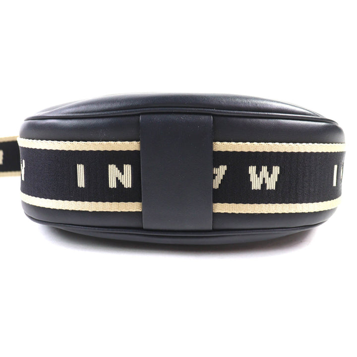 素晴らしい MARNI ショルダーバッグ ブラックレザー レディース SBMP0128U0