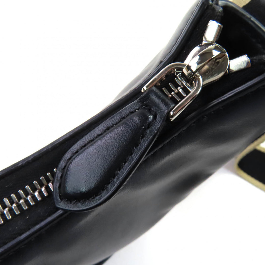 素晴らしい MARNI ショルダーバッグ ブラックレザー レディース SBMP0128U0