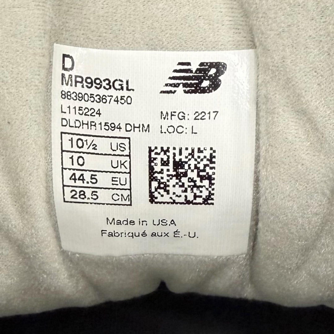 Pristine NEW BALANCE sneakers with logo patch gray Synthetic fiber mens 28.5