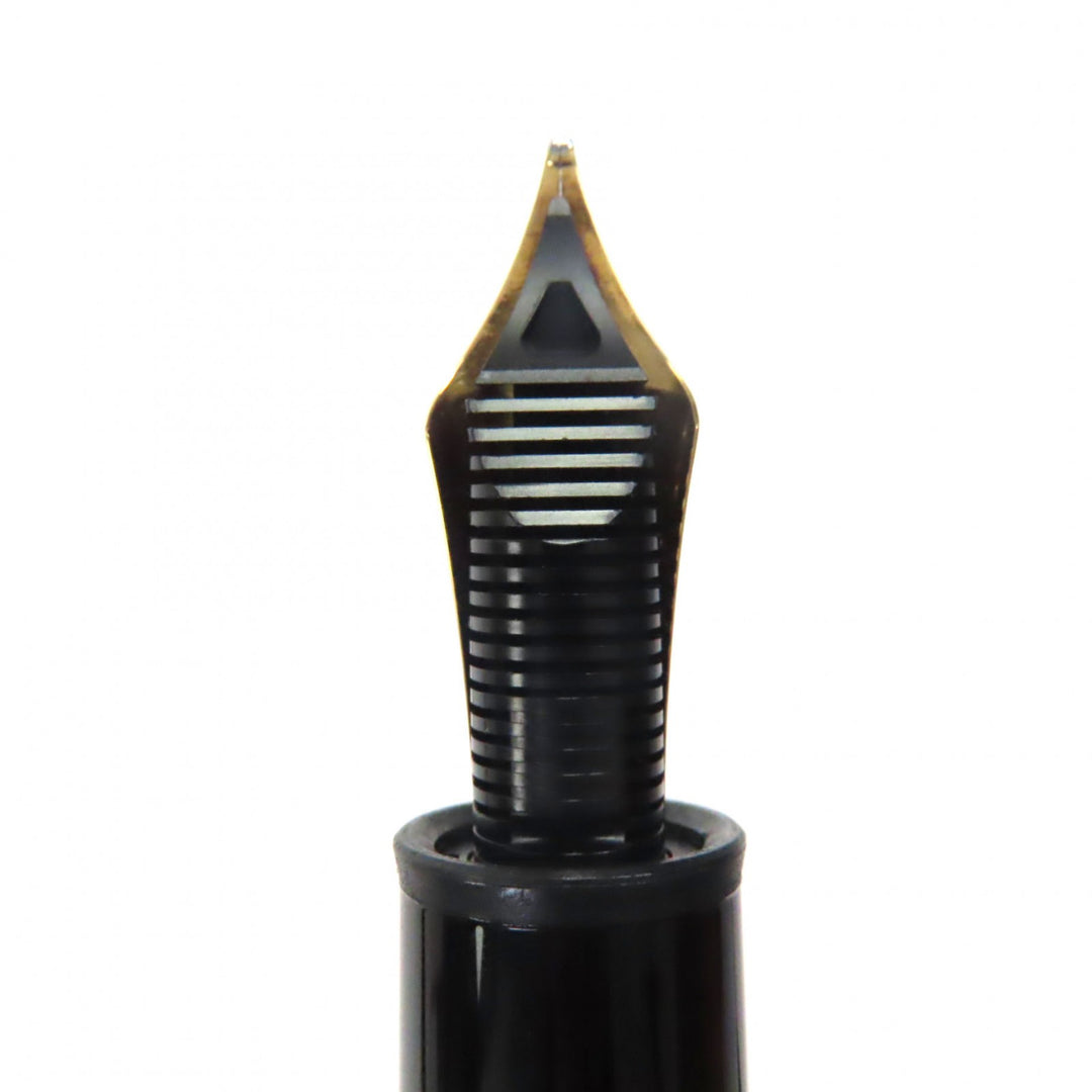 Great MONTBLANC fountain pen Meisterstück 149 white star Black gold 18K mens