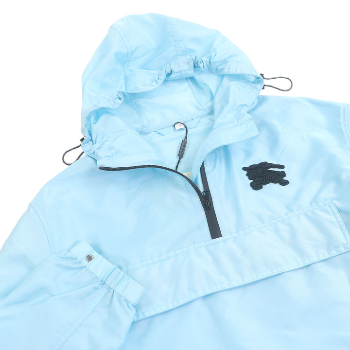 新品BURBERRYパーカー ホースロゴ ラバーパッチ プルオーバー アノラック ライトブルー