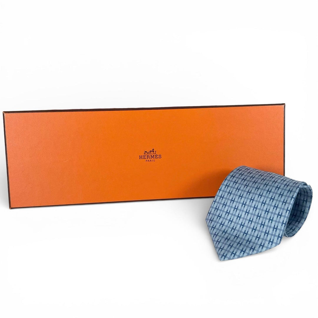 Pristine HERMES tie H motif blue silk mens 5266SA