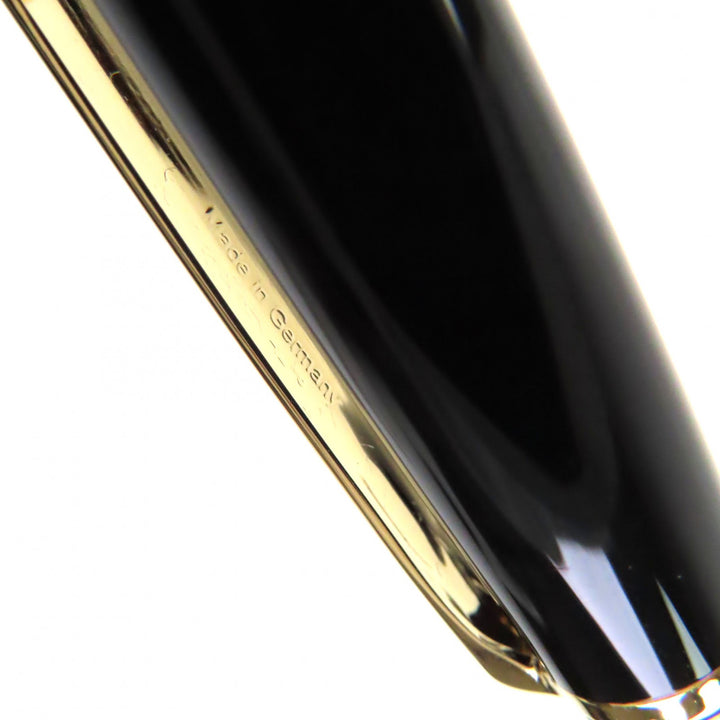 Excellent MONTBLANC Ballpoint pen Meisterstück Classic Black gold mens