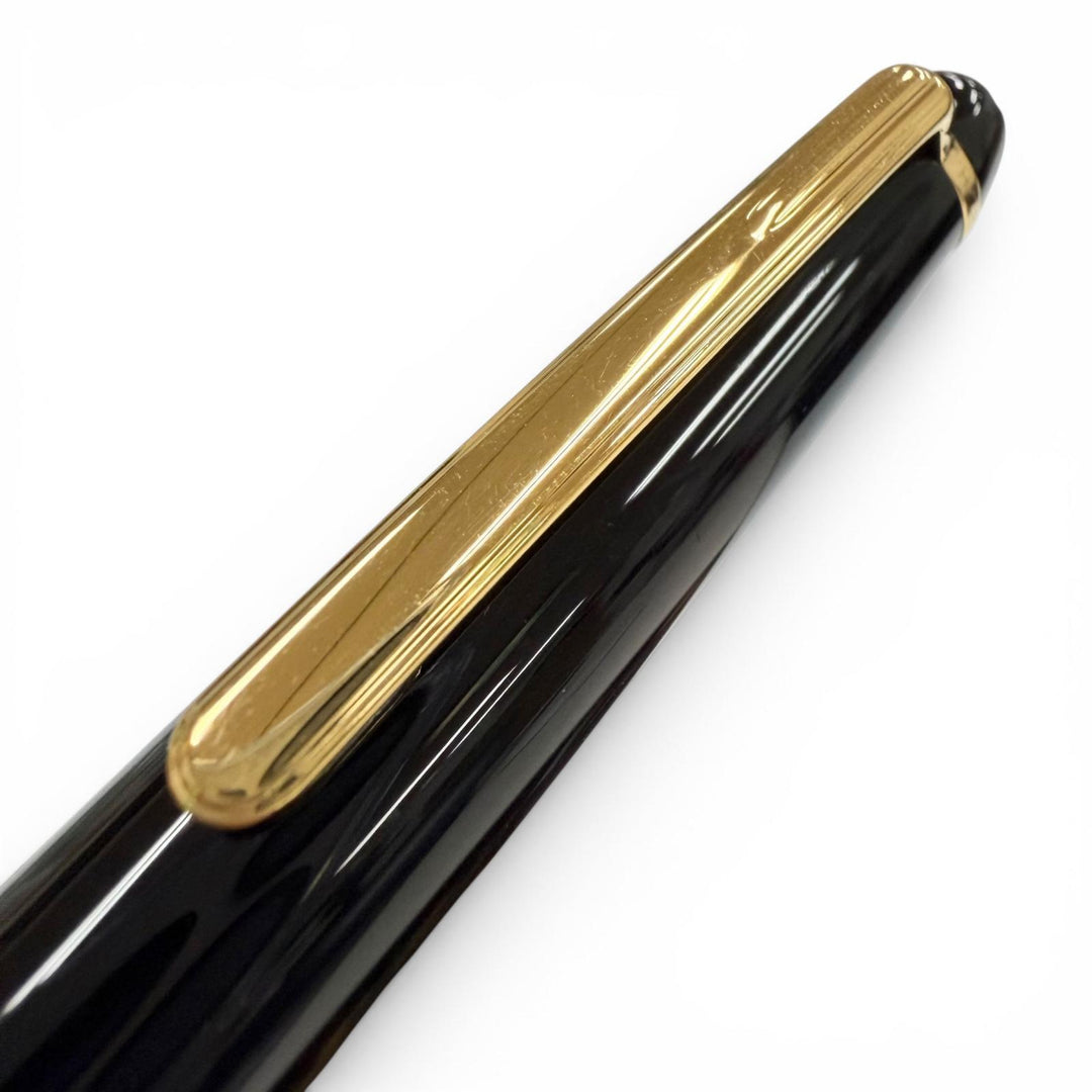 Great MONTBLANC fountain pen Meisterstück Classic white star black 14K mens