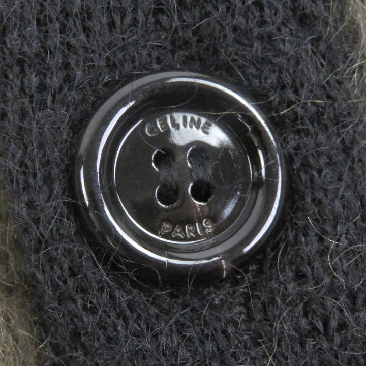素晴らしいセリーヌのカーディガン。起毛モヘアの刺繍とアーガイル模様の宝石があしらわれたグリーン。