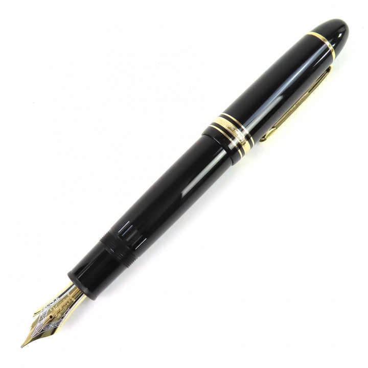 Great MONTBLANC fountain pen Meisterstück 149 black 18K mens