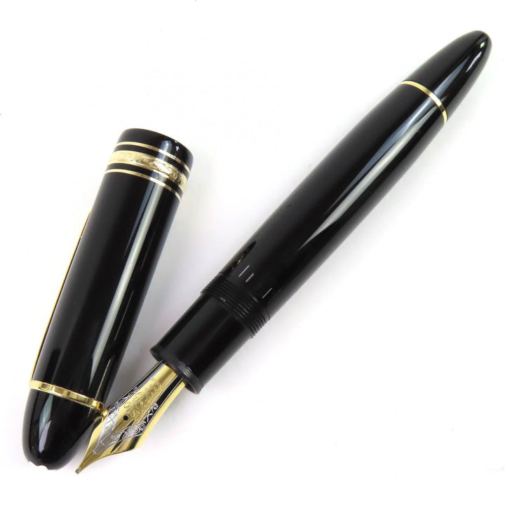 Great MONTBLANC fountain pen Meisterstück 149 black 18K mens