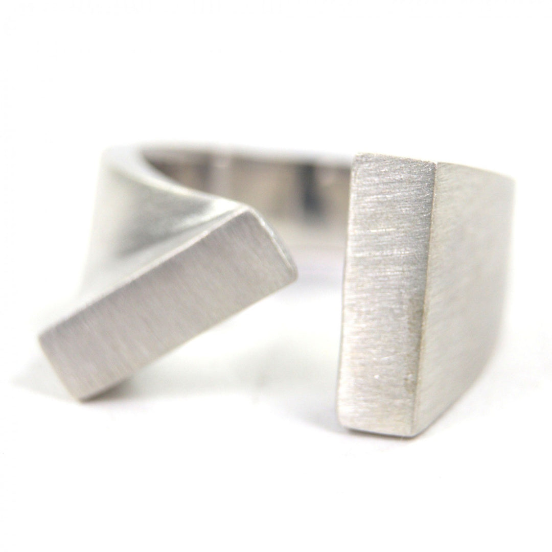 Great TOM WOOD Ring Tilt Ring Current product Silver 925 mens 56