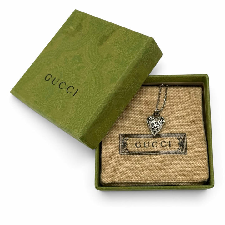 Great GUCCI Necklace Engraved heart charm Silver AG925 Women 678907