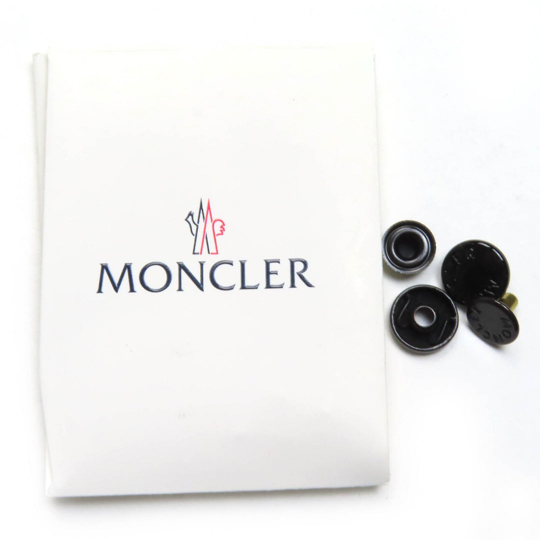 素晴らしい MONCLER ダウンジャケット BADY Buddy ロゴパッチ フード付き ブラック ナイロン レディース 1
