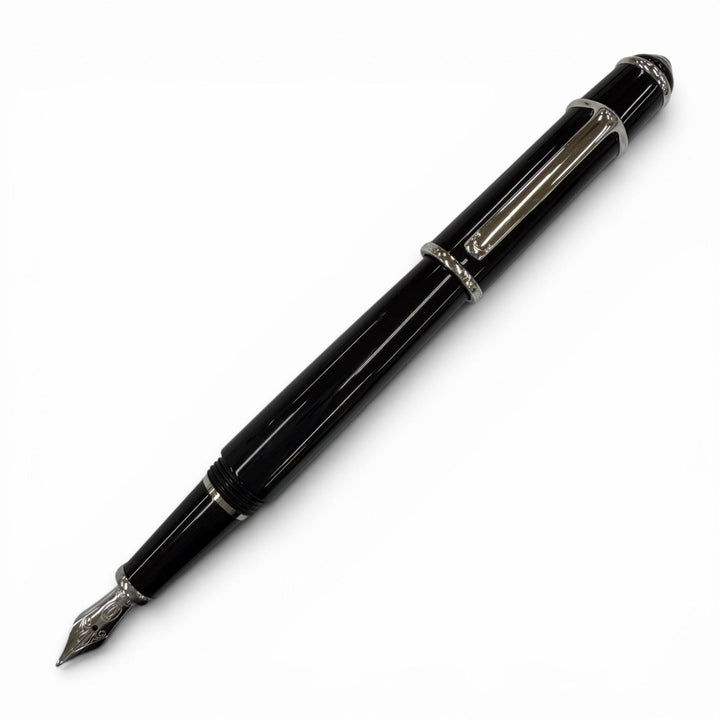 Great Cartier fountain pen Diaboro de Cartier black 18K mens