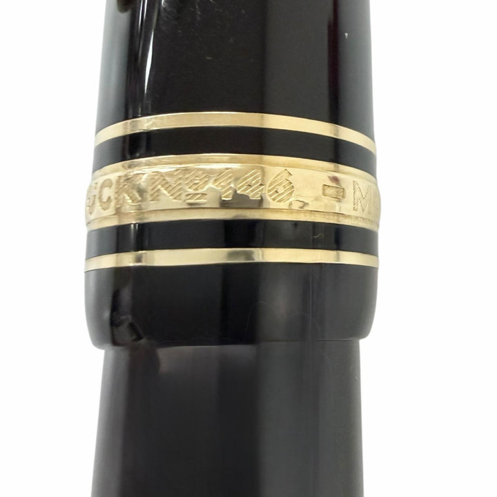 Excellent MONTBLANC fountain pen Meisterstück 146 black 14K mens