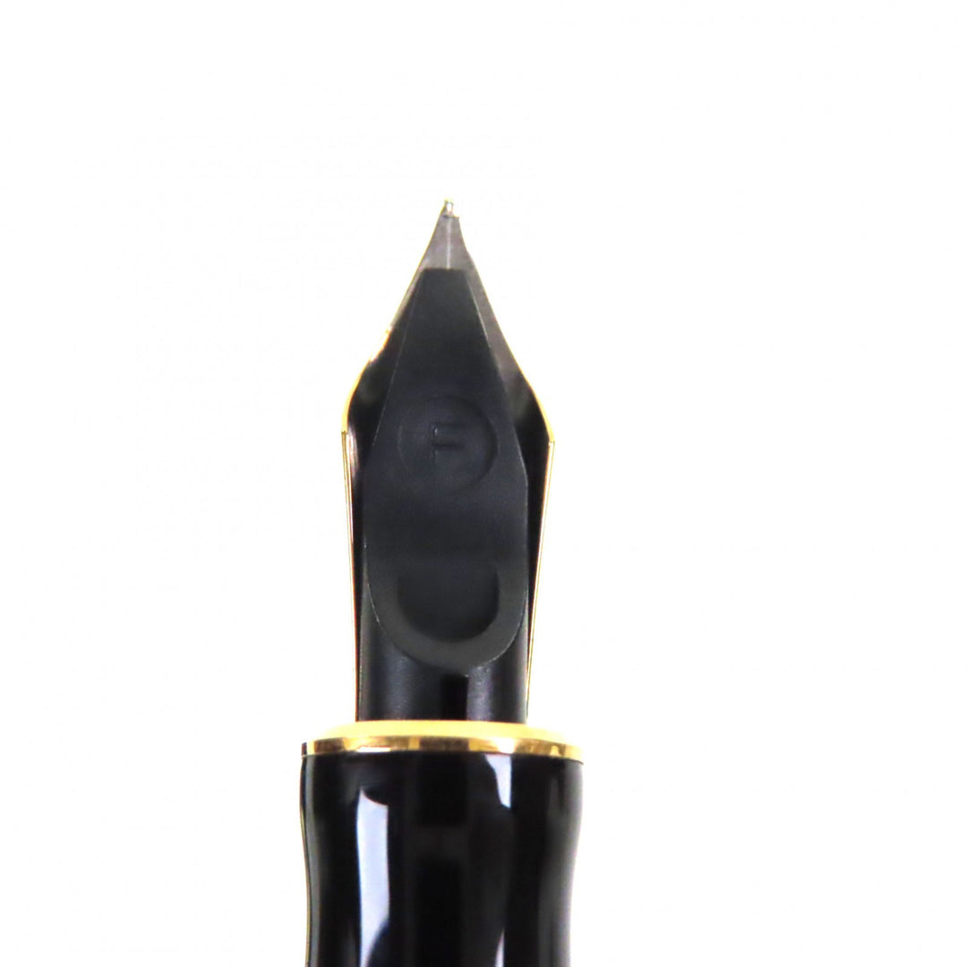 Very Good PARKER fountain pen Duofold Black GT Centennial Older Model black 18K