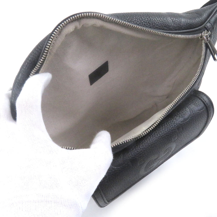 超赞的 GUCCI 斜挎包，超大号 GG 压纹腰包/斜挎包