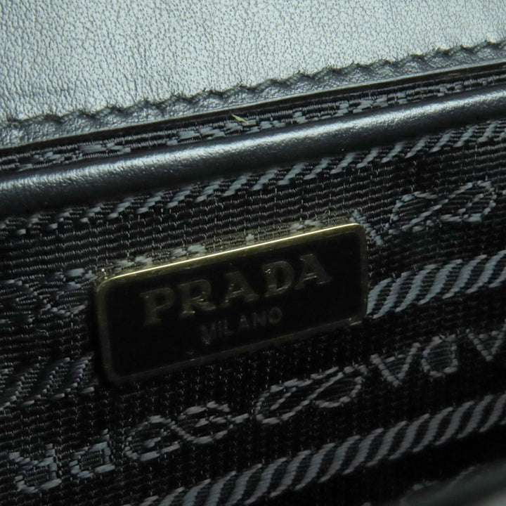 素晴らしいPRADAショルダーバッグサフィアーノレザーミニバッグブラック1BD133