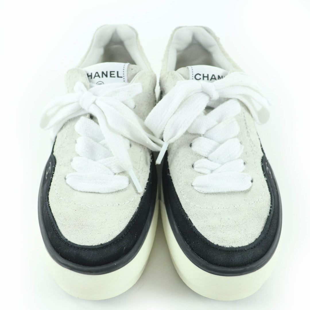 非常に良い CHANEL ローカットスニーカー COCOマーク レースアップ スエードレザー 36 G45208