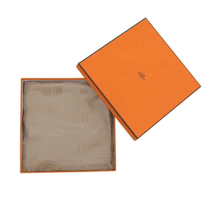 Pristine HERMES Stall LES SANGLES beige silk Women HTH2504