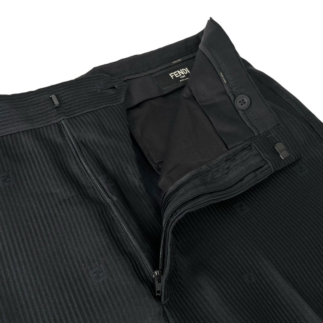 Great FENDI Pants FF logo all-over print half black cotton mens 46 FB0521