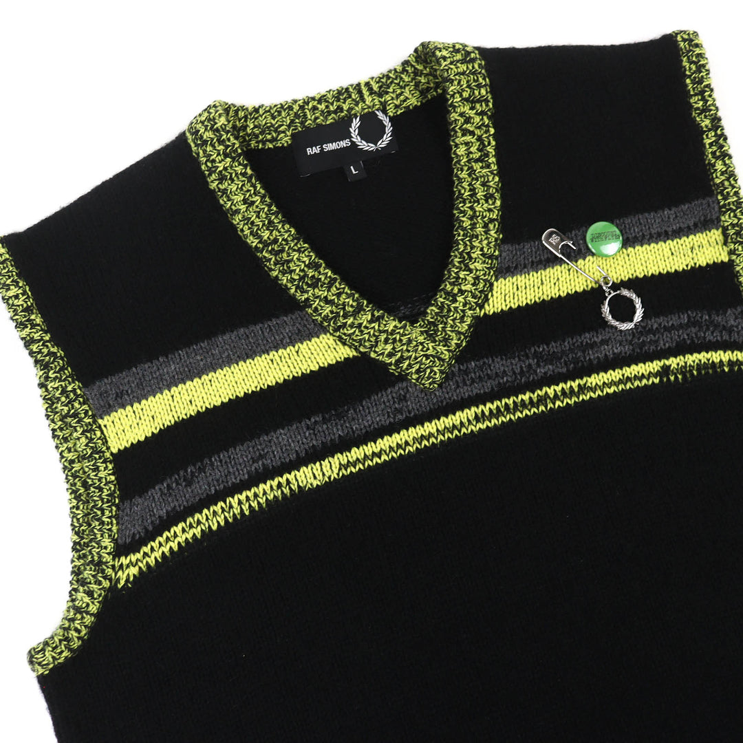 Excellent RAF SIMONS FRED PERRY Best V-neck knit black L SK1959/102/00170/392