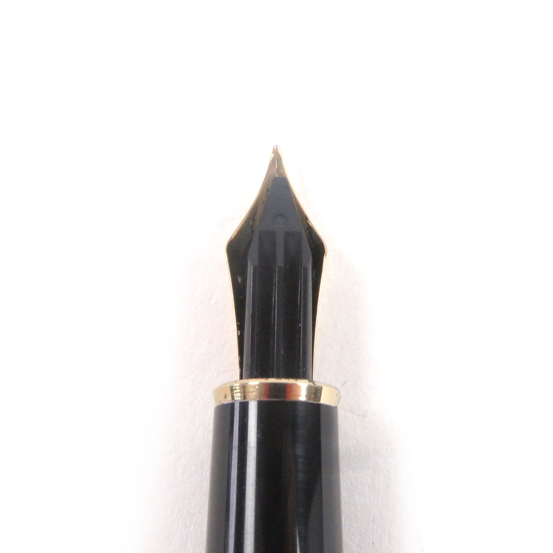 Very Good MONTBLANC fountain pen Meisterstück Classic Cap type