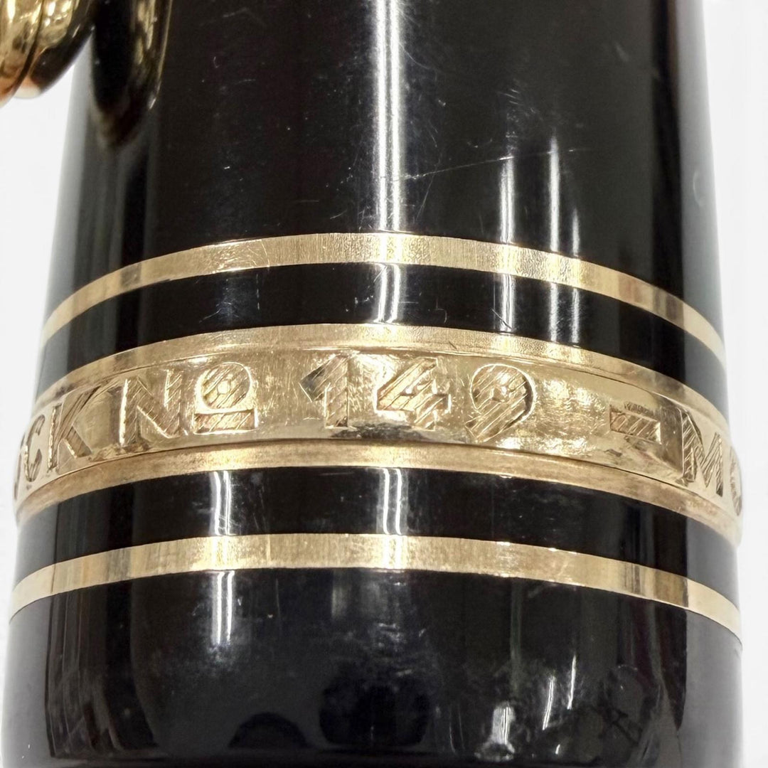 Very Good MONTBLANC fountain pen Meisterstück 149 white star black 18K mens