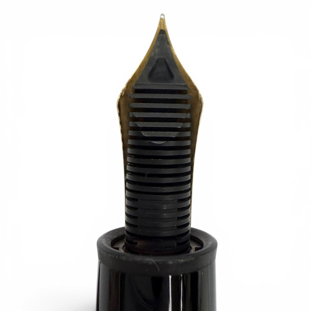 Very Good MONTBLANC fountain pen Meisterstück 149 white star black 18K mens