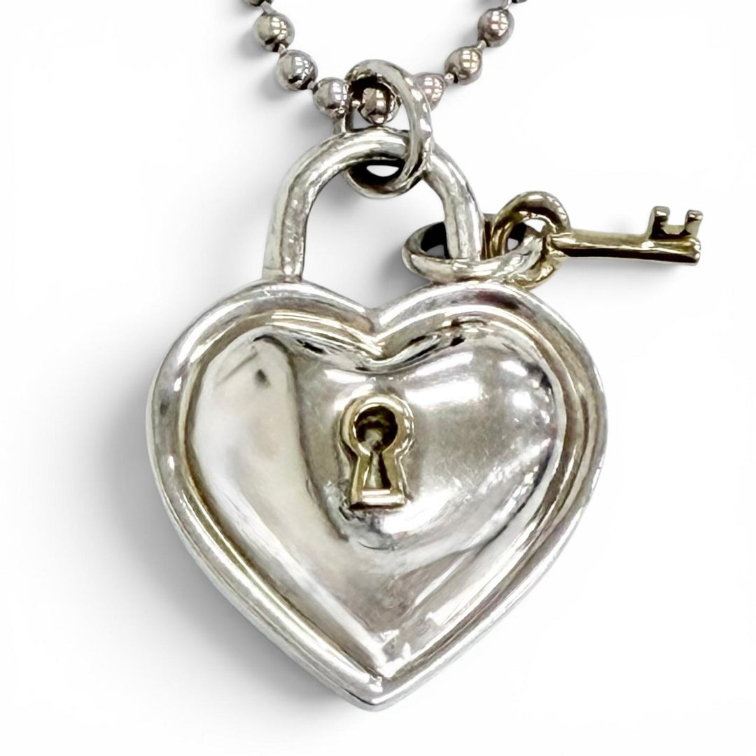 Great TIFFANY&Co. Necklace Heart Lock Key Necklace Pendant Accessory Silver 925