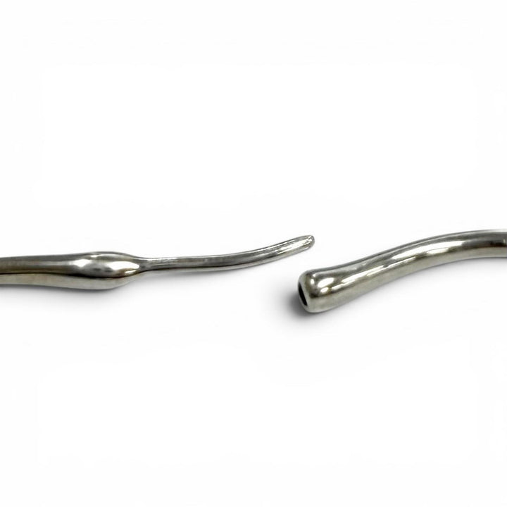Great TIFFANY&Co. Pierce Open Heart Hoop Earrings, Medium Silver AG925 Women
