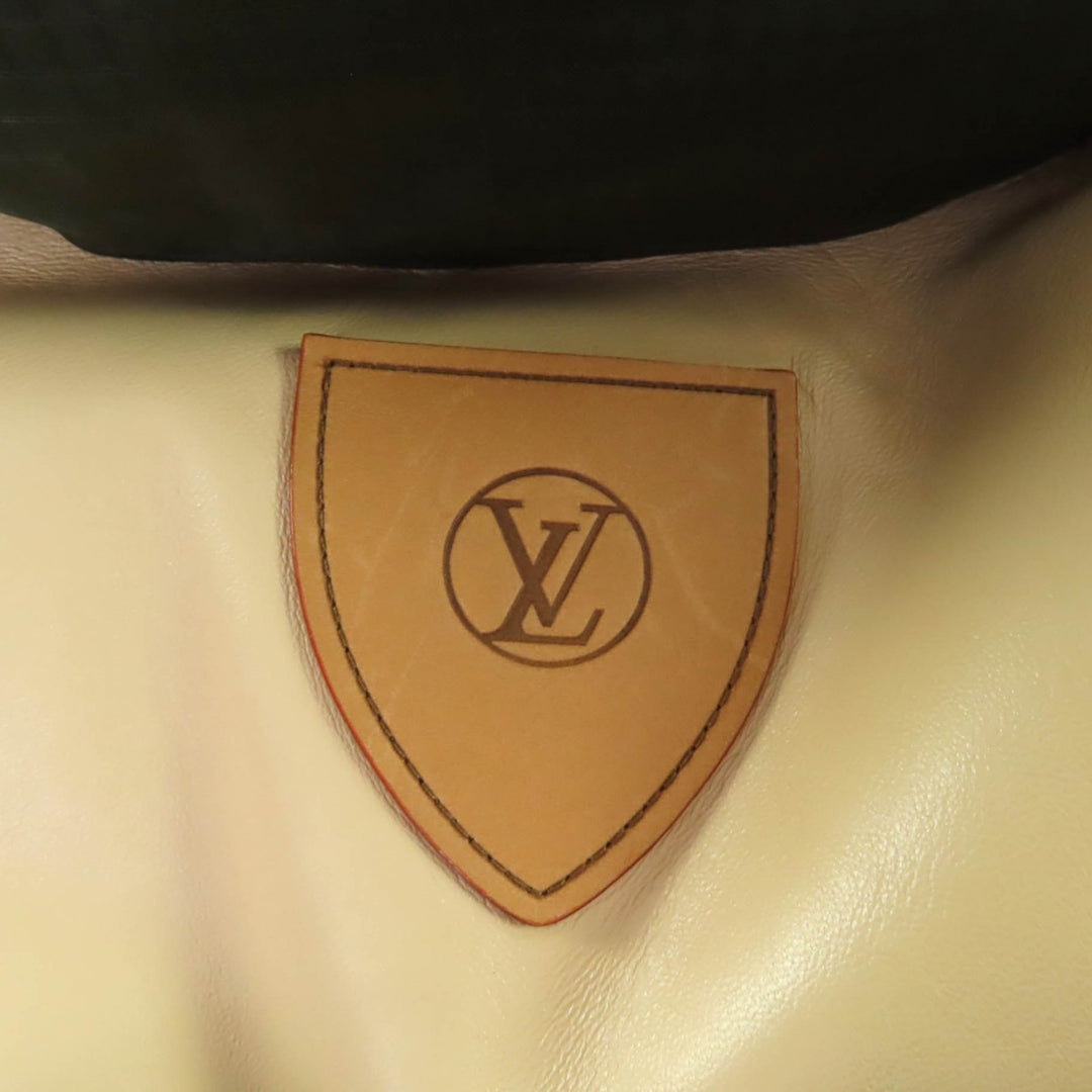 Pristine LOUIS VUITTON Down vest khaki Nylon Women 38