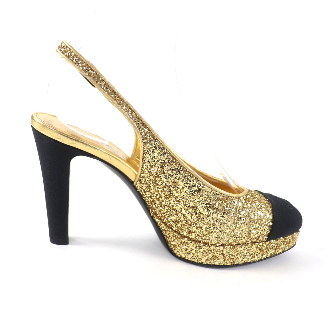 Very Good CHANEL pumps gold Women 36.5 G37586