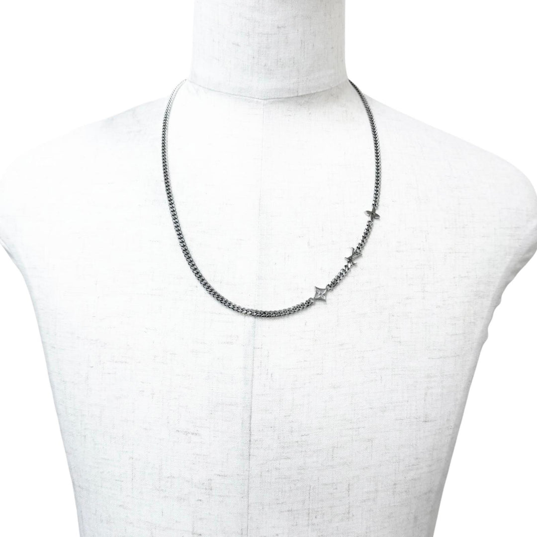 Great LOUIS VUITTON Necklace Room Monogram Row Silver mens M01490