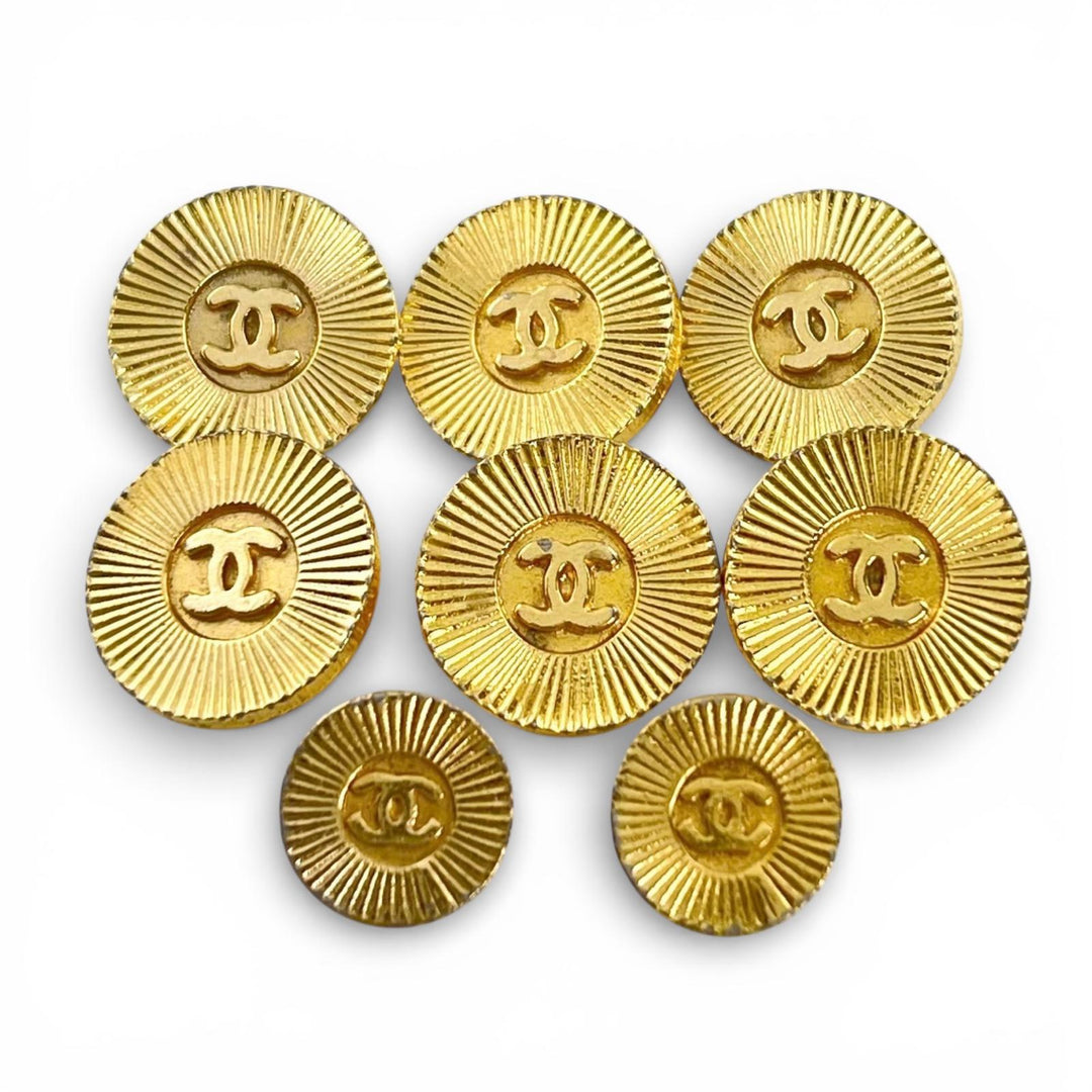Great CHANEL button COCO Mark Gold Metal Buttons with Set of 8 gold Women