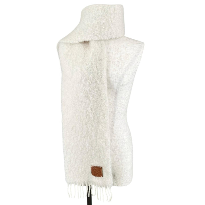 Excellent LOEWE Scarf Anagram leather patch white mohair Women