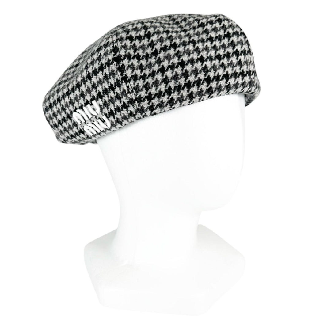 Excellent MIUMIU beret Houndstooth logo embroidery Gray wool Women L 5HC075