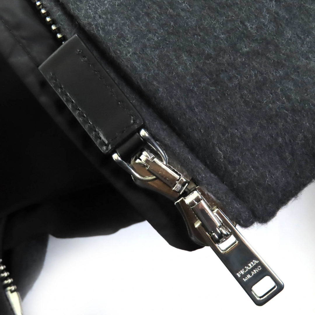 Pristine PRADA Down vest gray Virgin wool Women 36 29S131