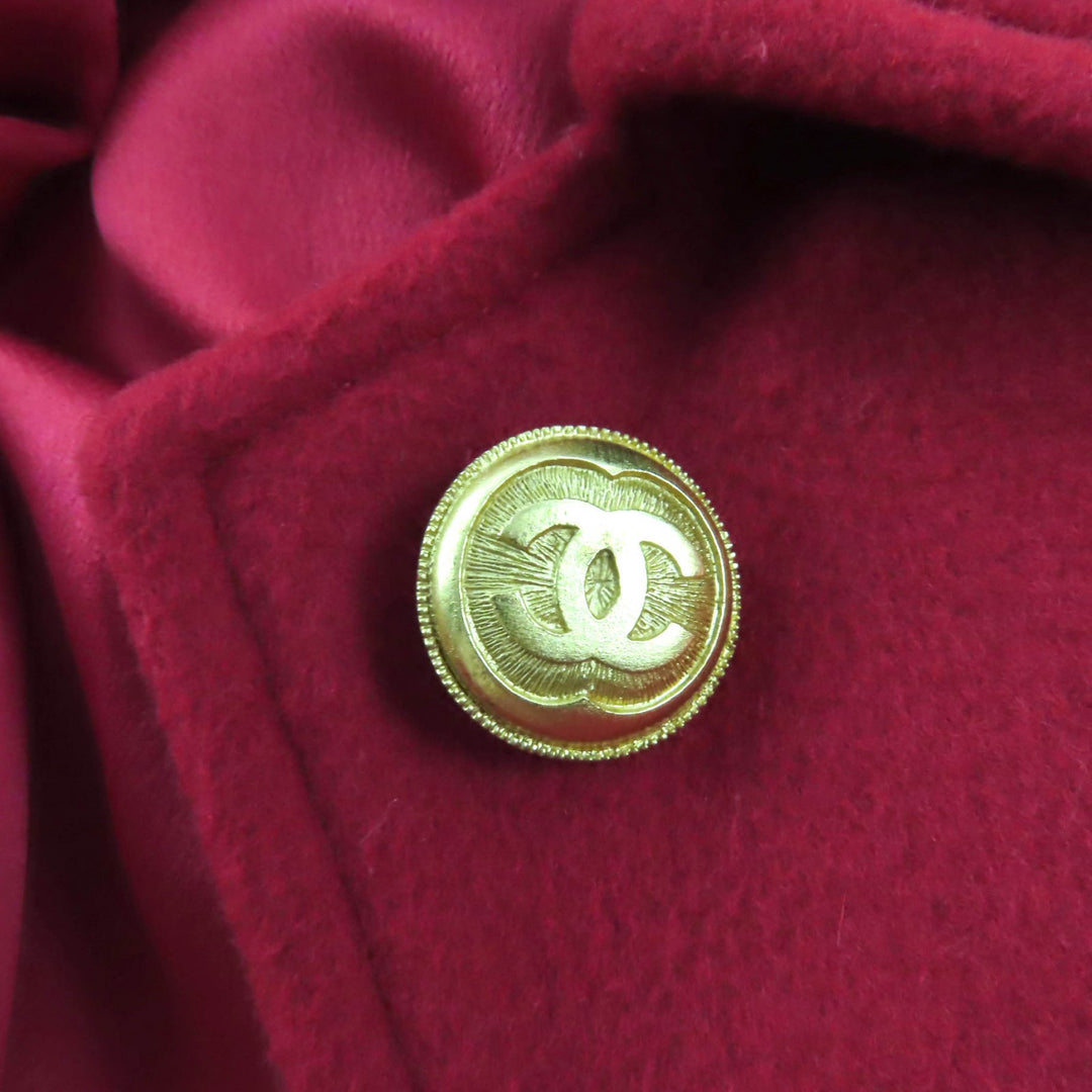 Excellent CHANEL coat Red cashmere Women 36 96A