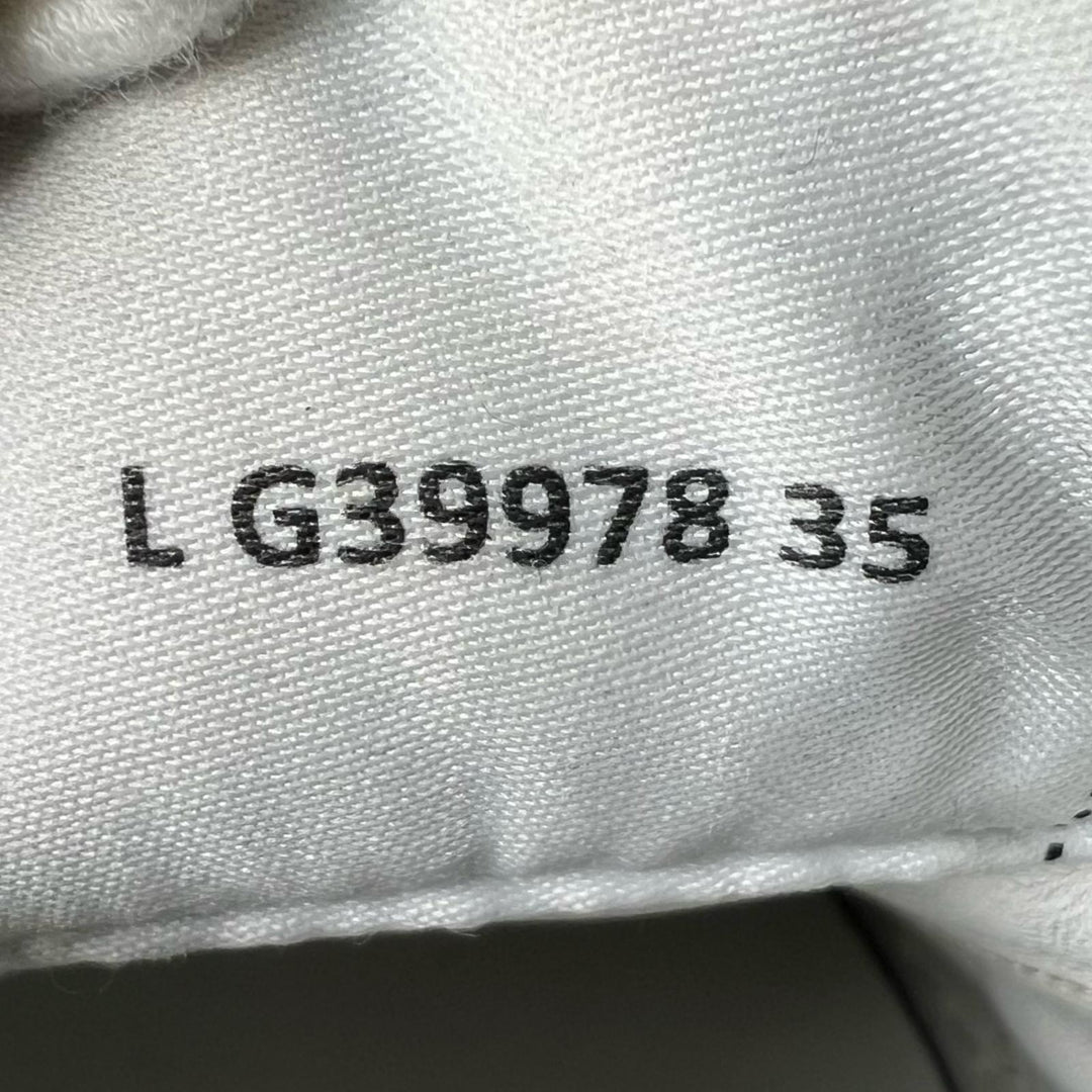 Excellent CHANEL sneakers COCO Mark white Women 35 G39978