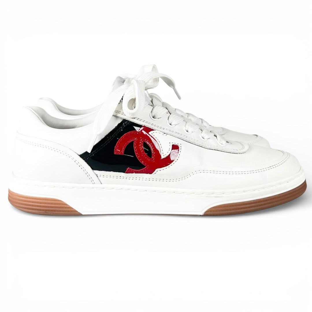 Excellent CHANEL sneakers COCO Mark white Women 35 G39978