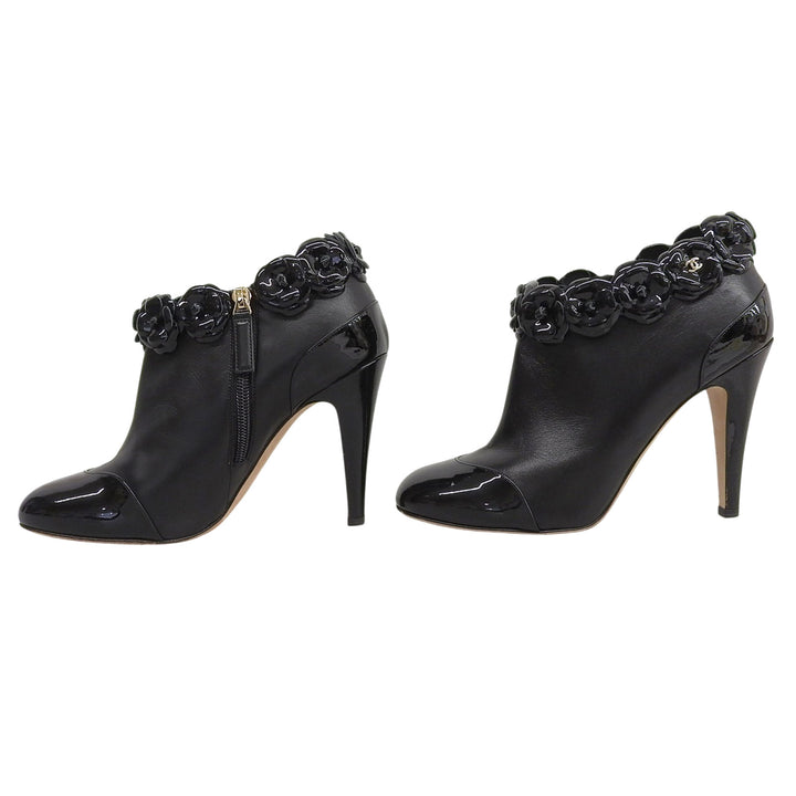 Great CHANEL Ankle boots black leather Women 38.5 G31795