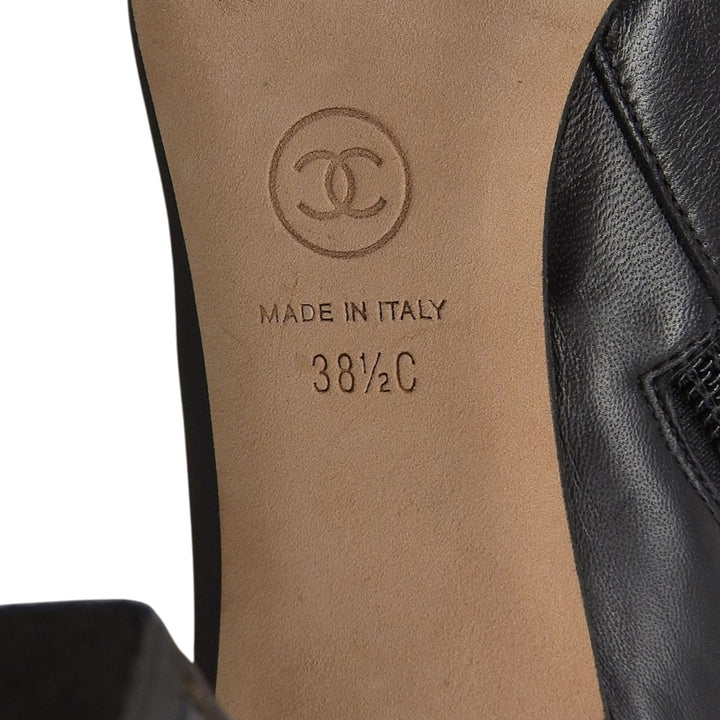 Great CHANEL Ankle boots black leather Women 38.5 G31795