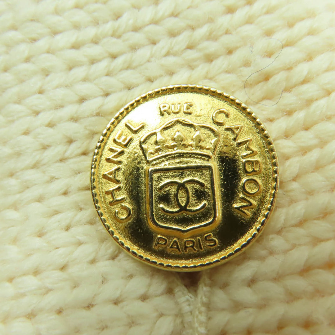 Great CHANEL cardigan COCO Mark Button Gold Button Long Sleeve Knit Ivory Women