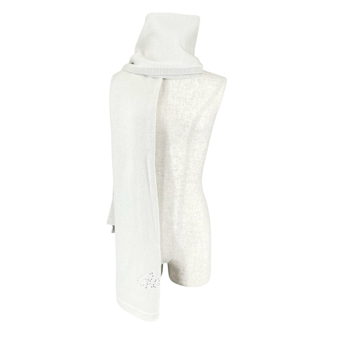 Excellent CHANEL Scarf Stall white cashmere Women