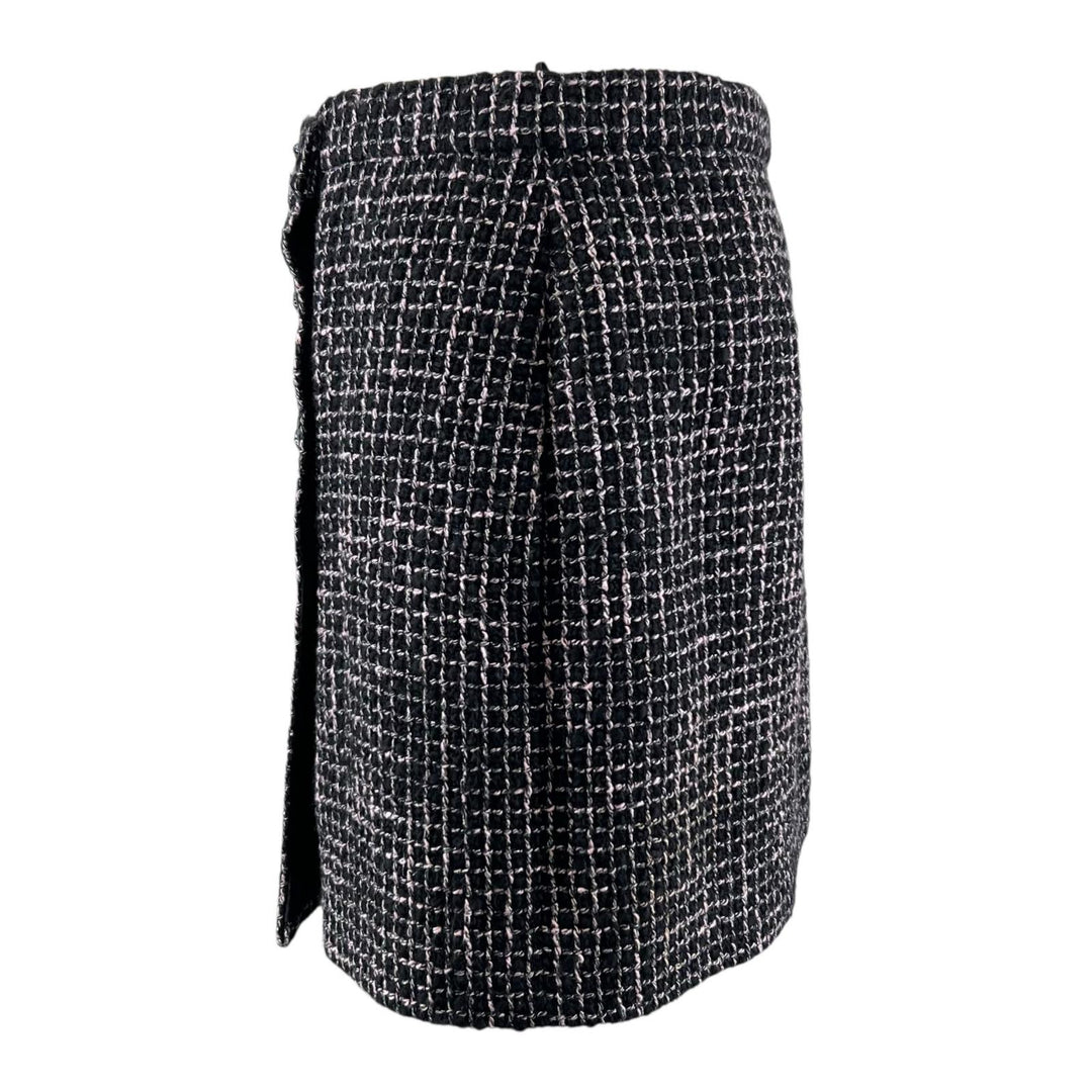 Excellent CHANEL Tweed skirt lion button black wool Women 38 P73336