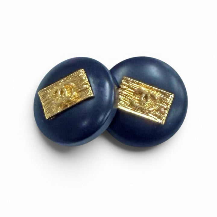 Great CHANEL COCO Mark Buttons: 8 large, 2 small, and 4 cufflinks (set of 4)