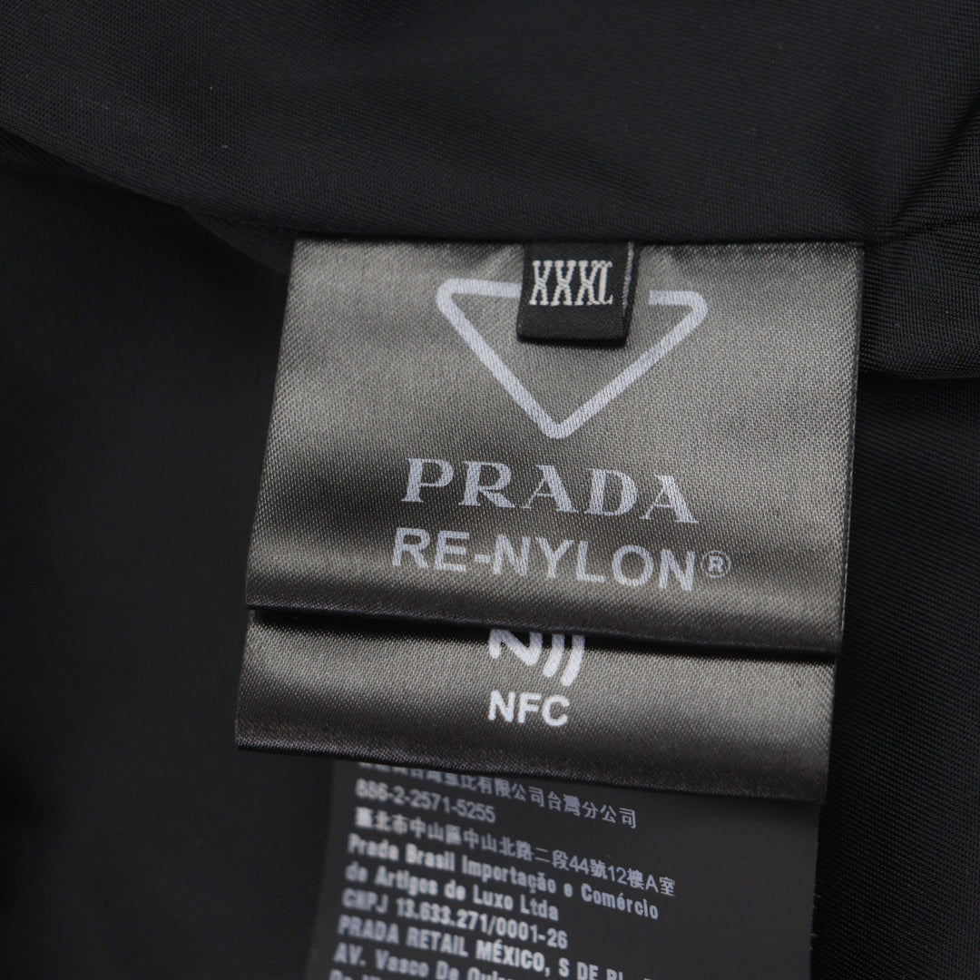Excellent PRADA Down vest black recycled polyamide mens SGB804