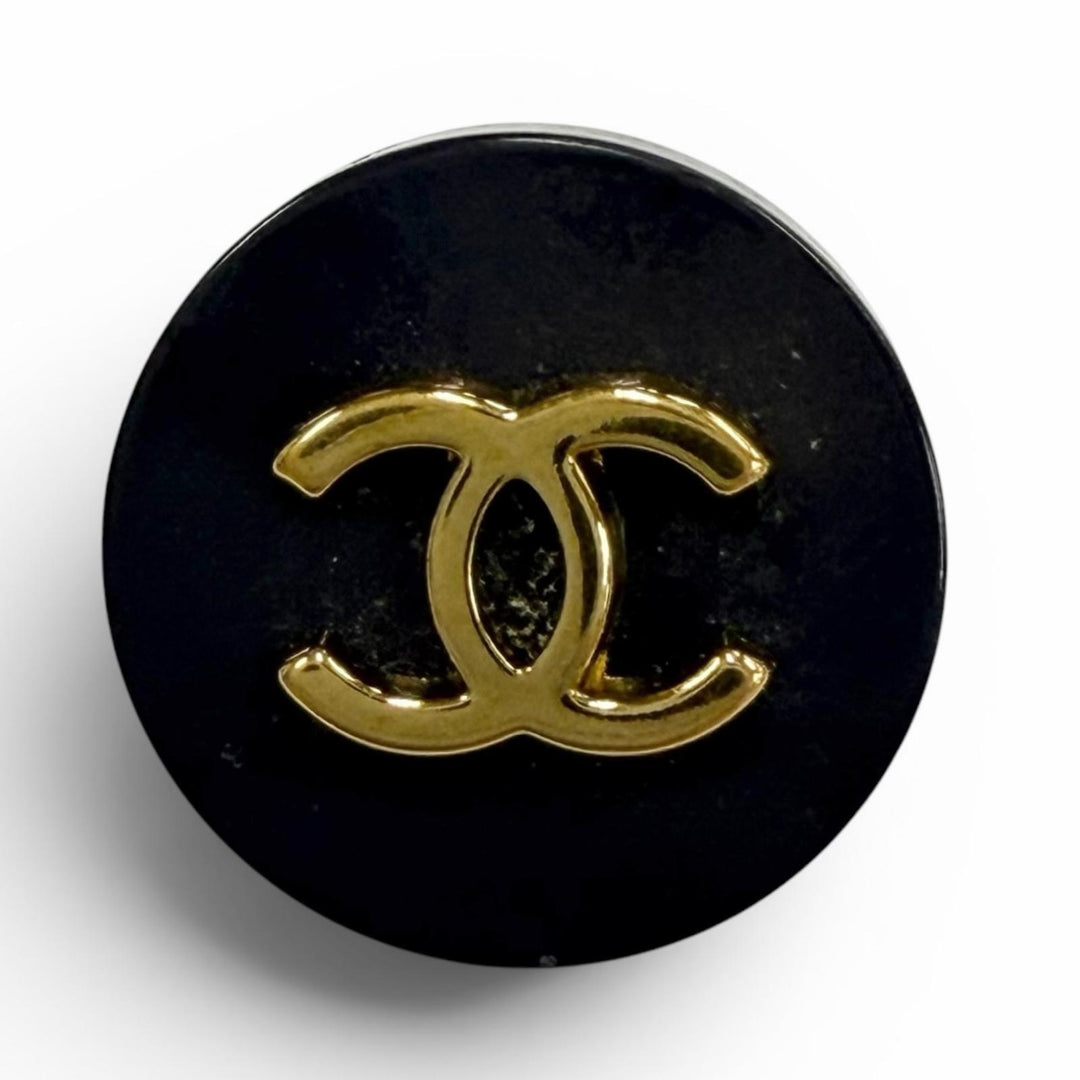 Great CHANEL button COCO Mark buttons: 8 in total black Women