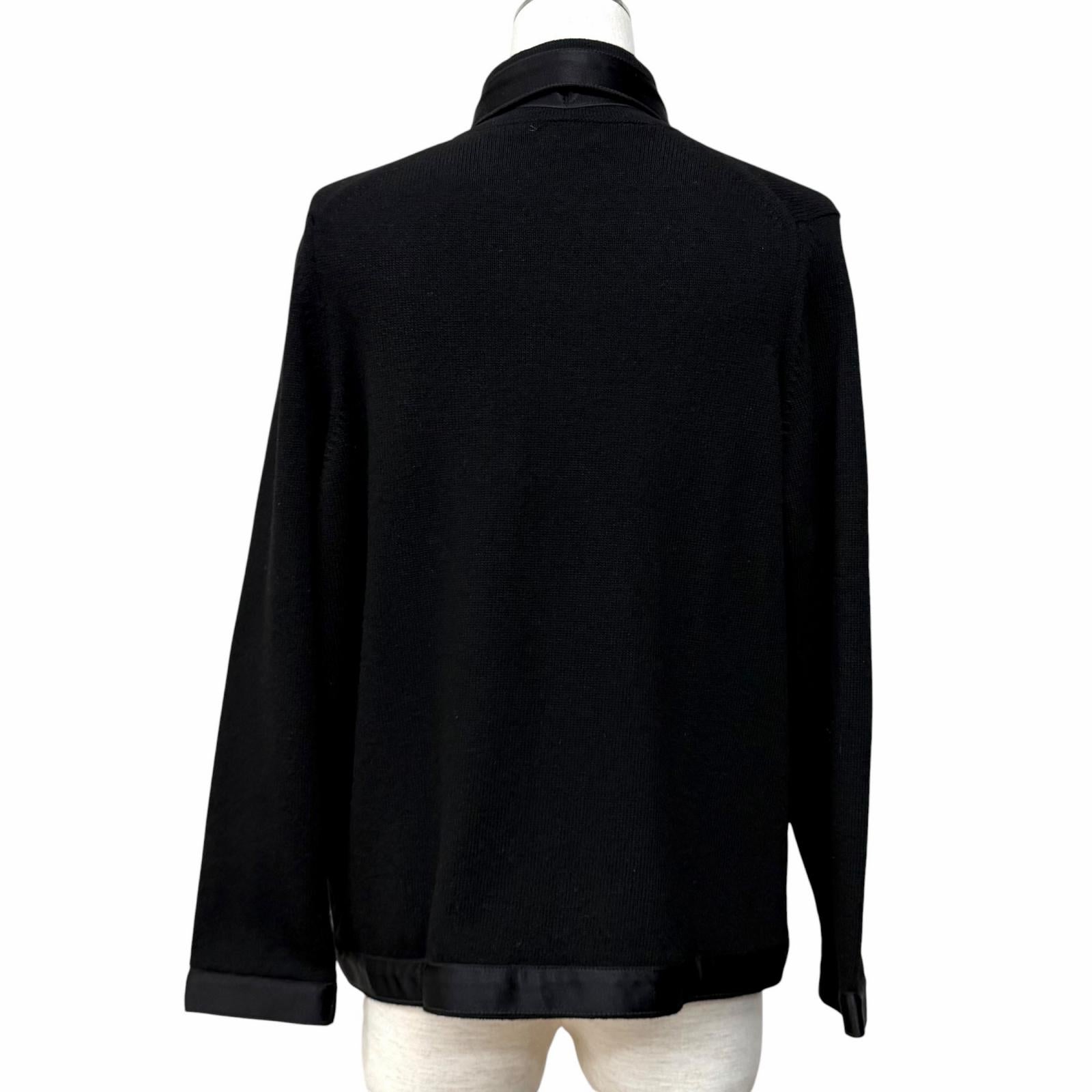 Great CHANEL cardigan COCO Mark embroidered knit with ribbon black
